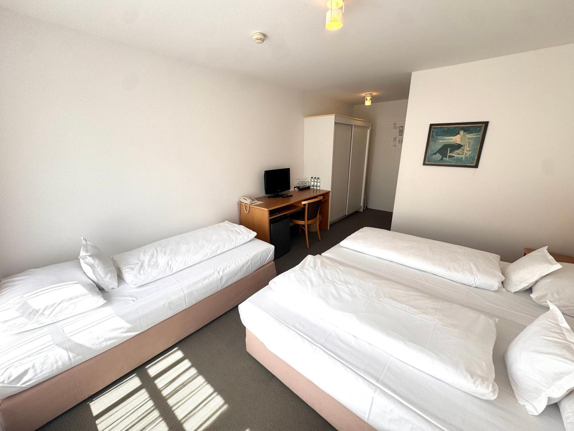 Kirchers Park & Wellnesshotel Kaiserstuhl Garni Endingen am Kaiserstuhl Ngoại thất bức ảnh